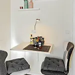 Апартаменты Design Naehe Duesseldorf *