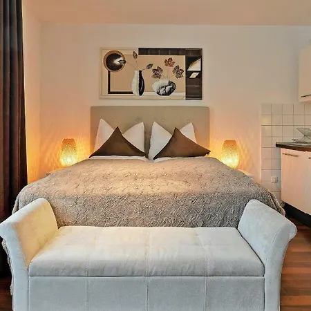 アパート Design Naehe Duesseldorf *