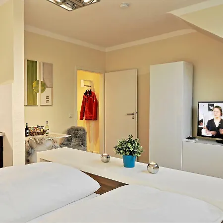 Design Naehe Duesseldorf كريفيلد